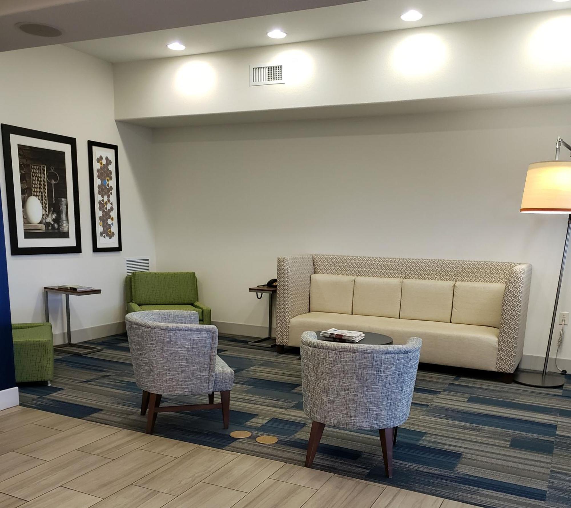 Holiday Inn Express Hotel & Suites Mount Airy By Ihg Extérieur photo