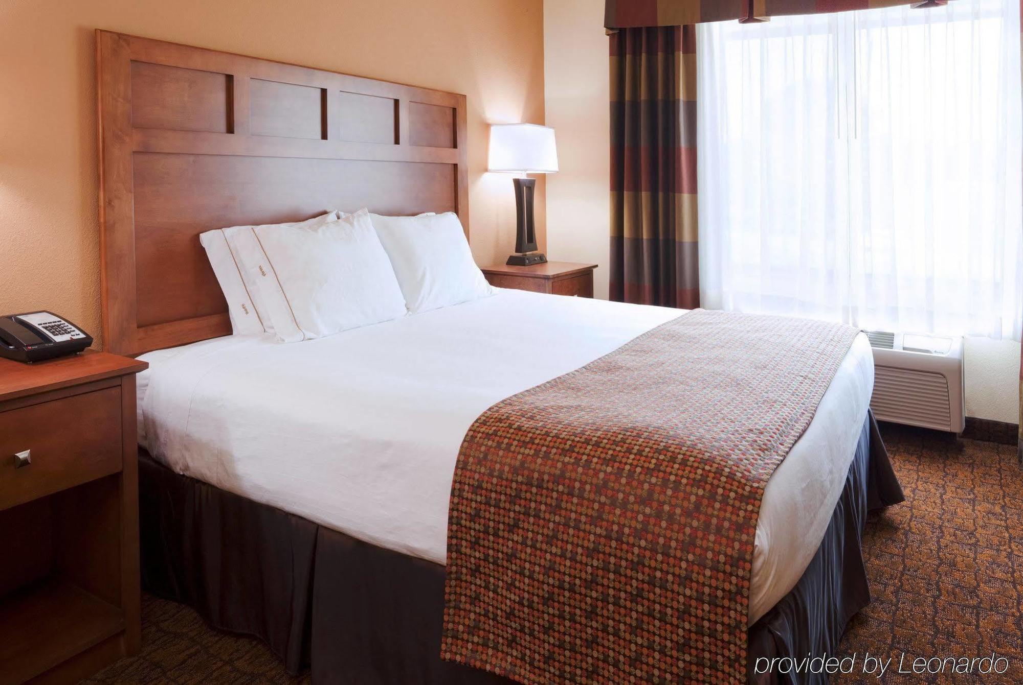 Holiday Inn Express Hotel & Suites Mount Airy By Ihg Chambre photo
